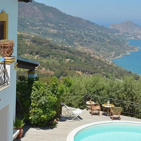 Villa Il Basto 8, Emma