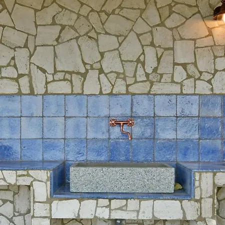 Villa Il Basto 8, Emma